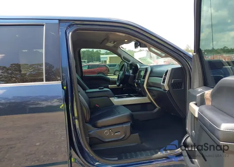 2018 Ford F-250 Lariat из США, поврежденный, VIN 1FT7W2BTXJEB58348